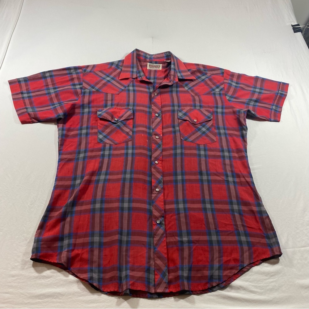 Branded Shirt Men Large Western Plaid Pearl Snap button Red Short sleeve Shirt.